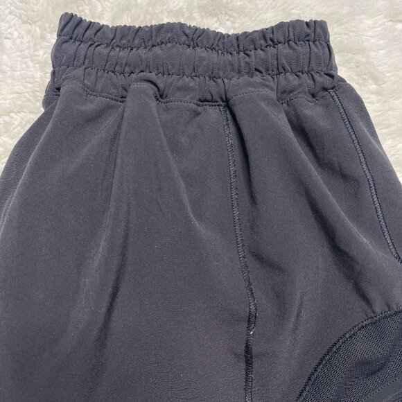 Lululemon Women's Black Hotty Hot Mini Shorts Size 4 - Picture 7 of 8